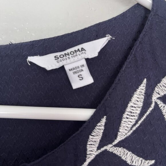 Sonoma Women's Embroidered Floral Casual‎ Short Dress Small Navy Sleeveless - Picture 3 of 7